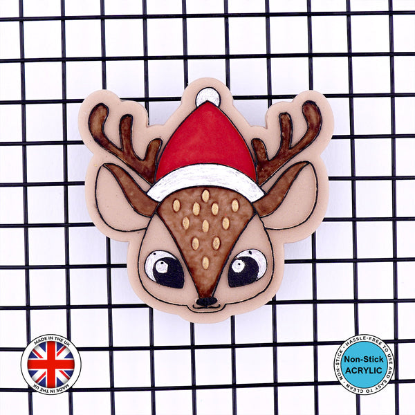 Cute Deer with Winter Hat Christmas Embosser